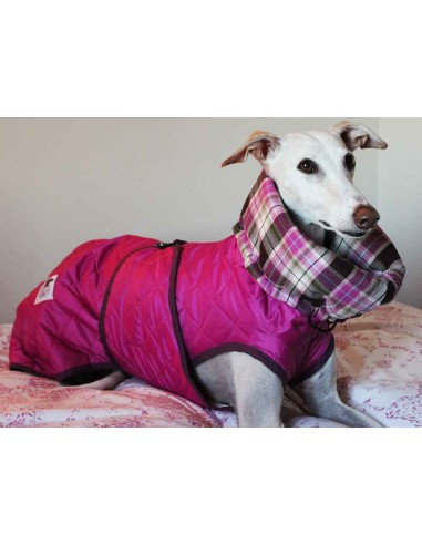 abrigo impermeable acolchado galgo color fucsia