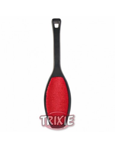 Cepillo para limpieza de los pelos en la ropa
