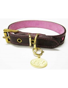 Collar para perro de piel marrón modelo calavera rosa